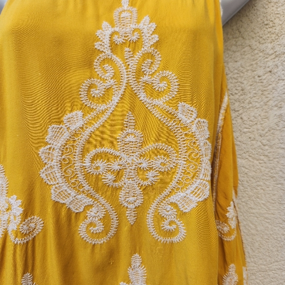 IT'S PINK Women’s Tank Top Size Large Yellow Lace Embroidery Whimsigoth Babydoll - Picture 8 of 10